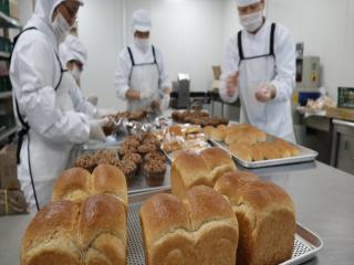 장애인 제과·제빵 직업재활시설 &#039;자연당’. 장애인 자립과 고용 창출 두 마리 토끼 한번에 이미지