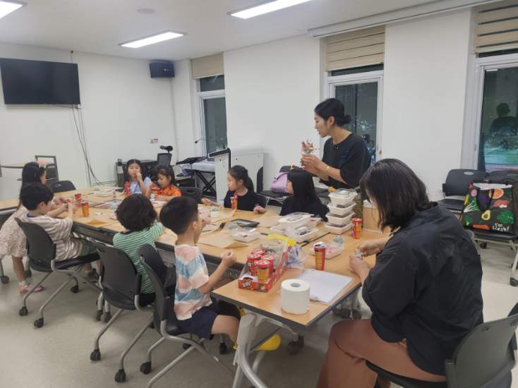 2025년 면평생학습센터 운영(이원면) 사진 1 - 자세한 내용은 하단 대체텍스트 내용 참조