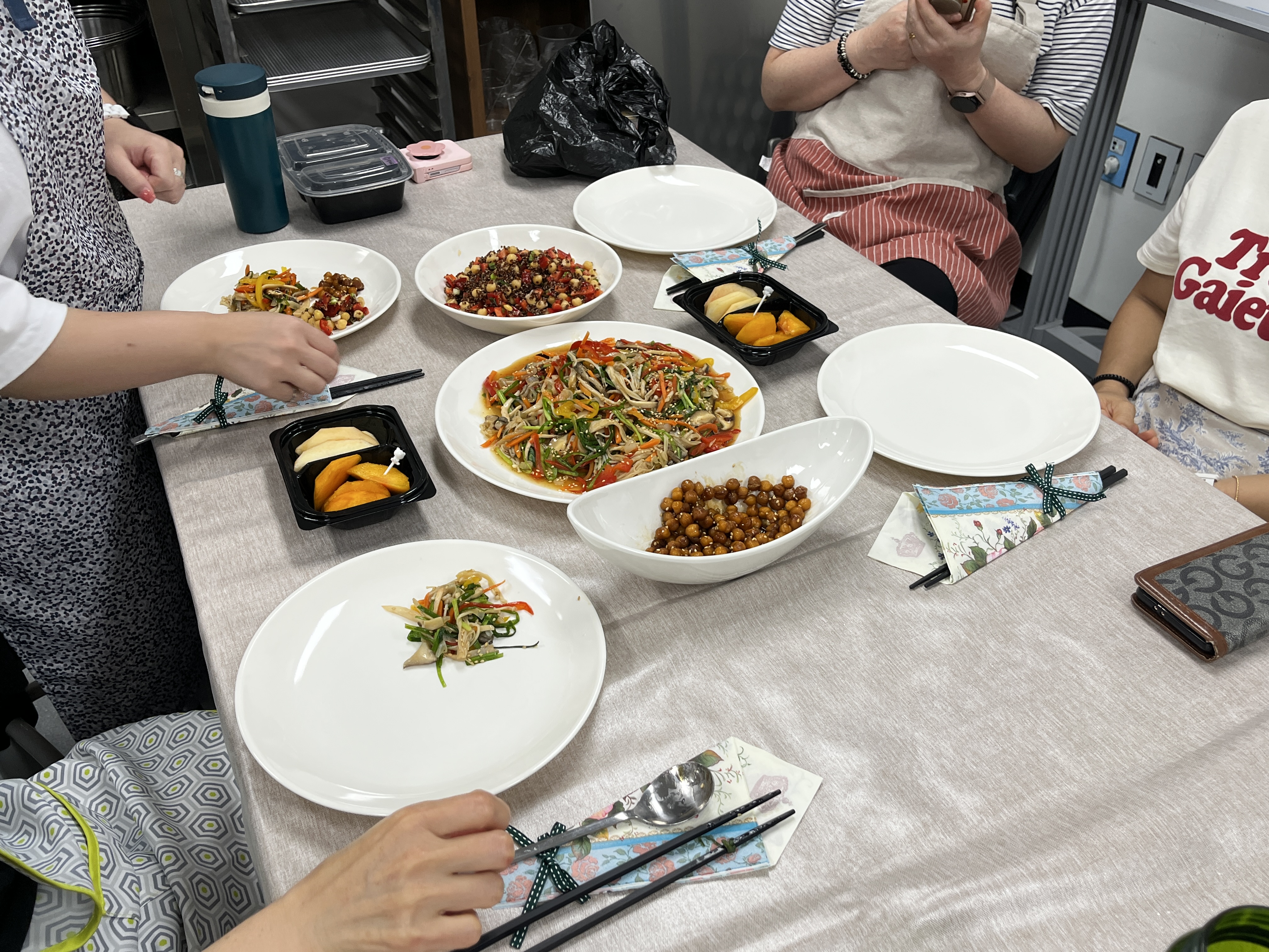 2025년 건강누리 배움학교[바른식습관 요리실습] 사진 3 - 자세한 내용은 하단 대체텍스트 내용 참조