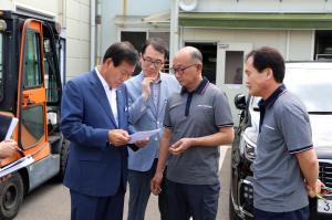 김재종 군수, 기업애로 해결을 위한 기업체 방문 이미지