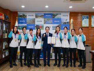 옥천군실업 소프트테니스팀, 제106회 전국체육대회 소프트테니스 단체전 금메달 이미지