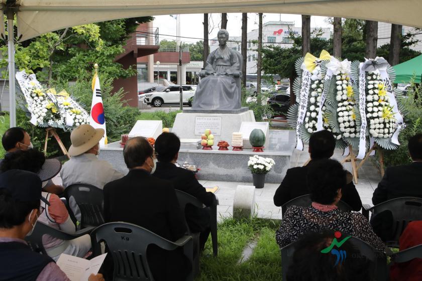 제48주기 고 육영수여사 추모제 16 번째 사진