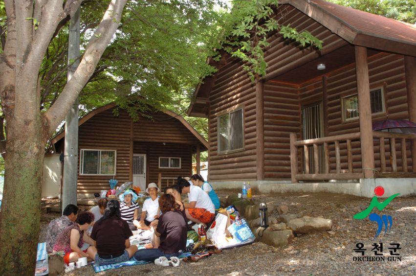 장용산 휴양림 23 번째 사진