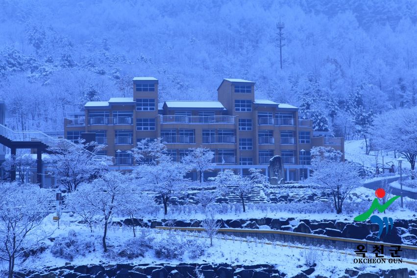 장령산 자연 휴양림 설경4