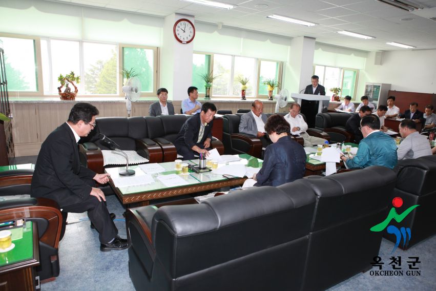 옥천군의회 정례간담회2