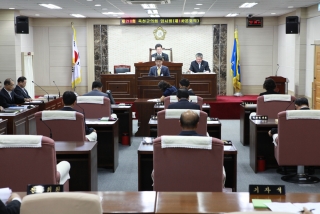 옥천군의회 임시회 개회식