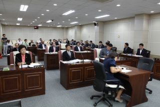 옥천군의회 임시회 개회식 7번째 사진