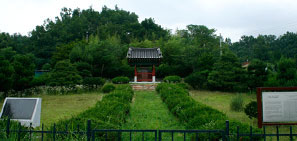 Kim Mun-gi's tombstone image1